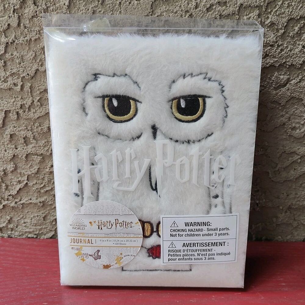 Harry Potter Wizarding World Hedwig Owl Faux Fur Magical Journal (New)
